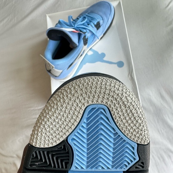 Air Jordan 4 university blue I  got them from STOCKX including the receipt - Picture 4 of 7